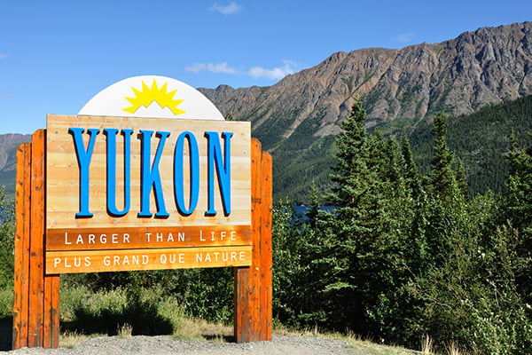 Welcome to Yukon sign