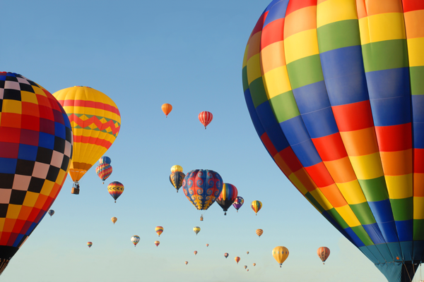 ymt-blog-tips-and-facts-about-the-albuquerque-balloon-fiesta-in-flight